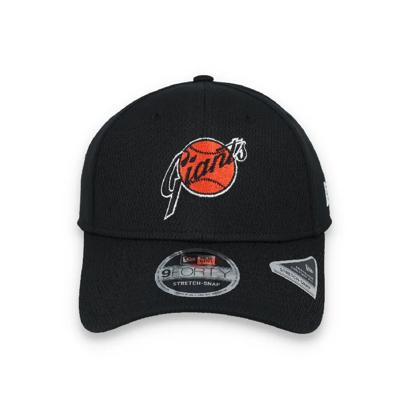 Grunge Hat-New Era San Francisco Giants Clubhouse "GIANTS" 9FORTY Stretch-Snap Hat-Black