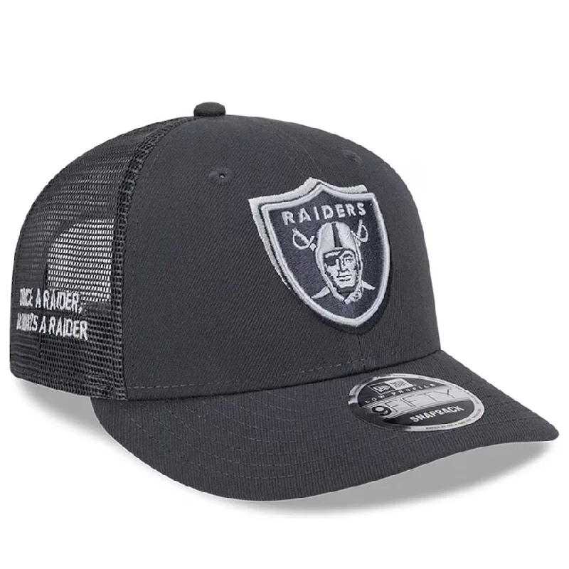 Safari Hat-New Era Men's Las Vegas Raiders 2024 NFL Draft On Stage Low Profile 9Fifty Trucker Adjustable Hat