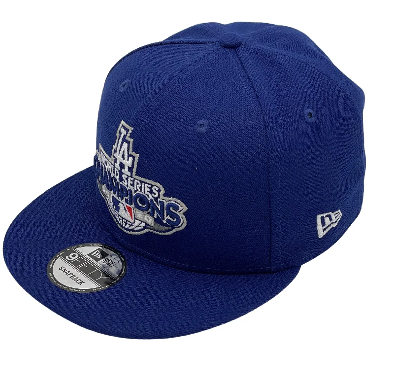 Skull Hat-Los Angeles Dodgers New Era 2020 World Series Champions Globe 9FIFTY Snapback