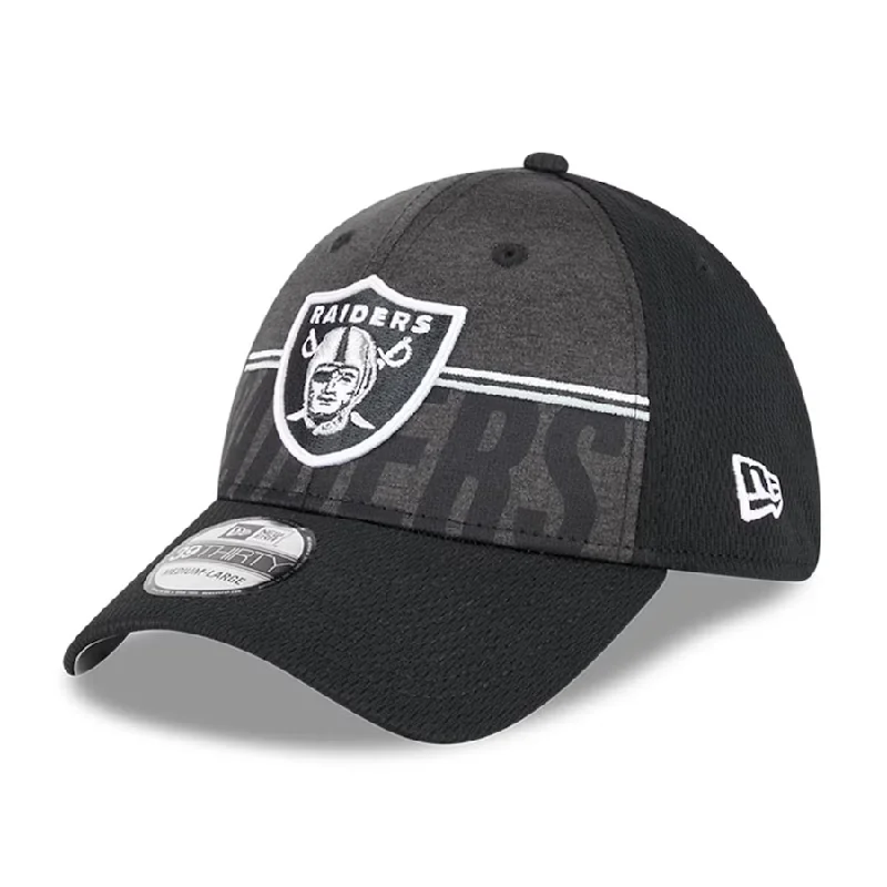 Glow In The Dark Hat-New Era Men's Las Vegas Raiders NFL Training Camp 39THIRTY Flex Fit Hat 2023-Black