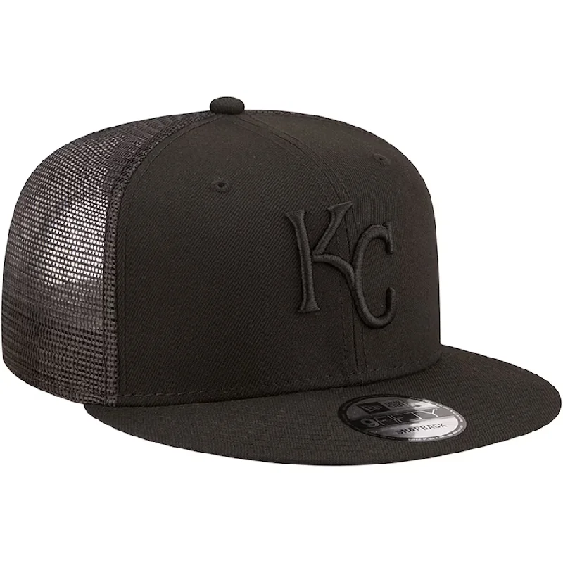 Boonie Hat-New Era Kansas City Royals Blackout 9FIFTY Trucker Snapback